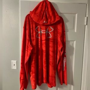 Men’s under armor fishing shirt